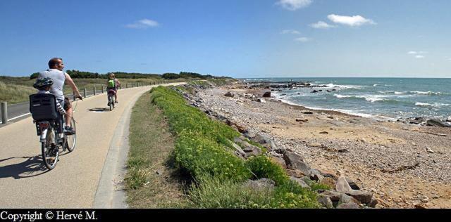 Apartment Duplex Sur Piscine Proximite Parking 5 Pers Max Brem-Sur-Mer